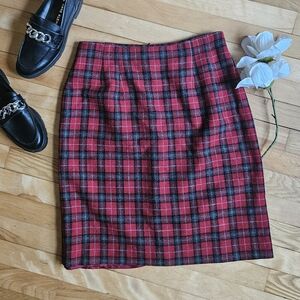 Vintage Savannah Red and Black Plaid Pencil Skirt